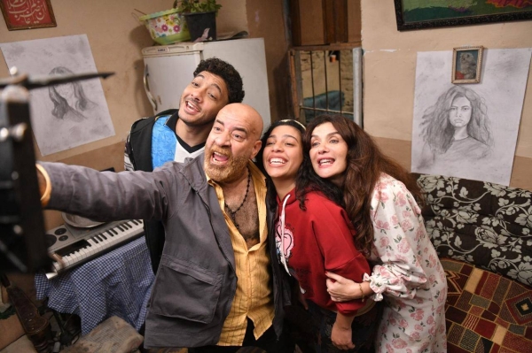 إيرادات «فاميلى بيزنس» تسبب صدمة لمحمد سعد إيرادات «فاميلى بيزنس» تسبب صدمة لمحمد سعد