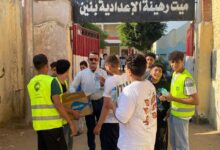 « مستقبل وطن » بالبدرشين يوزع المياه المعدنية على طلبة الشهادة الإعدادية بقرية ميت رهينة « مستقبل وطن » بالبدرشين يوزع المياه المعدنية على طلبة الشهادة الإعدادية بقرية ميت رهينة
