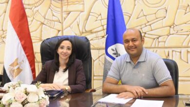 محافظ البحيرة يعقد اللقاء الدورى مع أعضاء مجلسي النواب والشيوخ محافظ البحيرة يعقد اللقاء الدورى مع أعضاء مجلسي النواب والشيوخ
