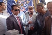 ” رئيس مدينة أرمنت” يفتتح معرض ” أهلا مدارس” بتخفيضات تصل إلى 40% ” رئيس مدينة أرمنت” يفتتح معرض ” أهلا مدارس” بتخفيضات تصل إلى 40%