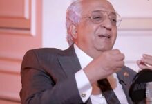 وزير الداخلية الأسبق يكشف روايته لأحداث بورسعيد: «الإخوان وبعض النواب كانوا وراء ما حدث» وزير الداخلية الأسبق يكشف روايته لأحداث بورسعيد: «الإخوان وبعض النواب كانوا وراء ما حدث»